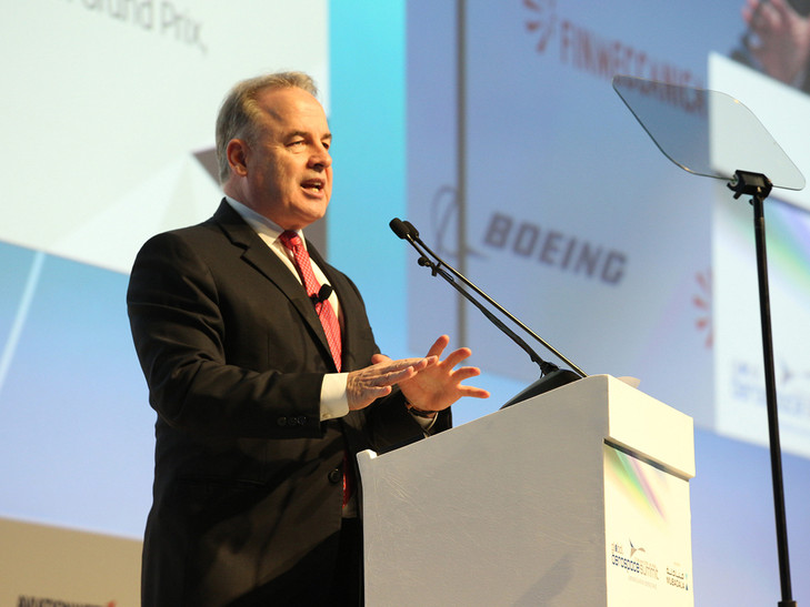 阿提哈德航空公司總裁兼CEO James Hogan宣稱(chēng)：“我們的任務(wù)是建議一個(gè)可盈利的航空公司，到目前為止已經(jīng)連續5年獲得純利潤，今年獲得最好的年度業(yè)績(jì) ”